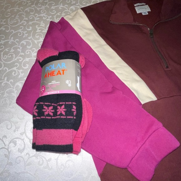 American Eagle Quarter Zip Tri-Color Sweatshirt And Matching Socks - Picture 4 of 16